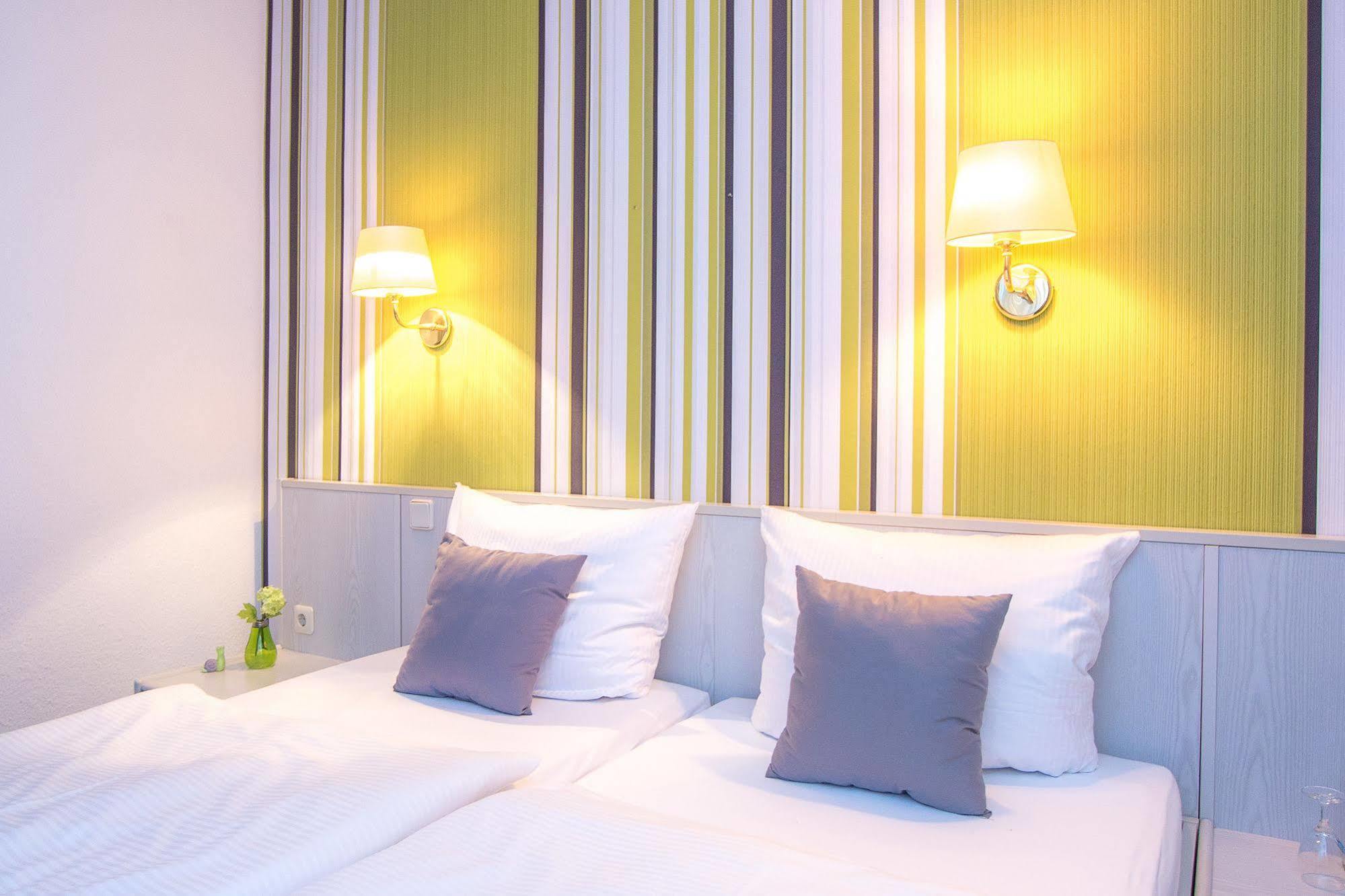 Hotel Weide Satow Eksteriør bilde