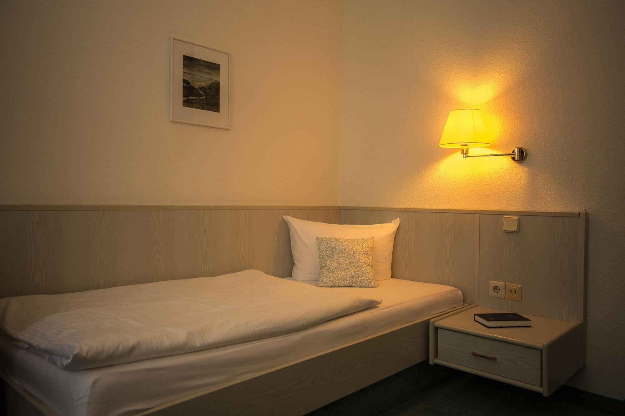 Hotel Weide Satow Eksteriør bilde